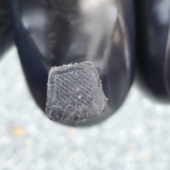 Vintage 1990s Etienne Aigner Pumps. Size 8 M. LNGUC. Made in Spain. Black. - Picture 5 of 11